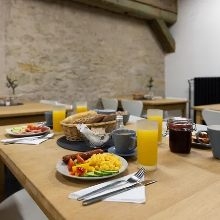 Hostel A Zámecký Pivovar *