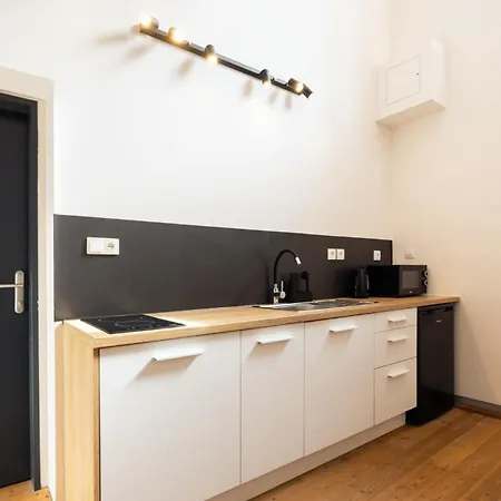 Hostel A Zámecký Pivovar Litomyšl