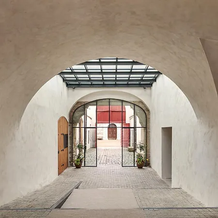 Albergue A Zámecký Pivovar Litomyšl